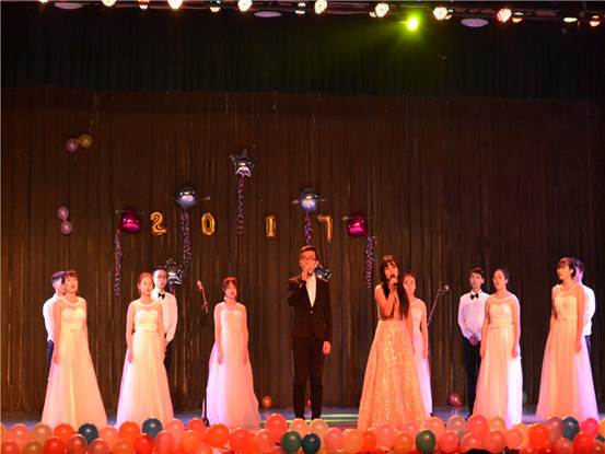 http://zhixing.xaut.edu.cn/__local/2/07/44/DBB4E29A8C51AE0F7AD843E5915_B5318218_2E4A5.jpg
