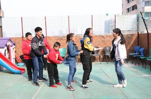 http://zhixing.xaut.edu.cn/__local/C/E9/5B/5618B5985869C32EA535F5B75DA_FADD95D2_1BFEE.png