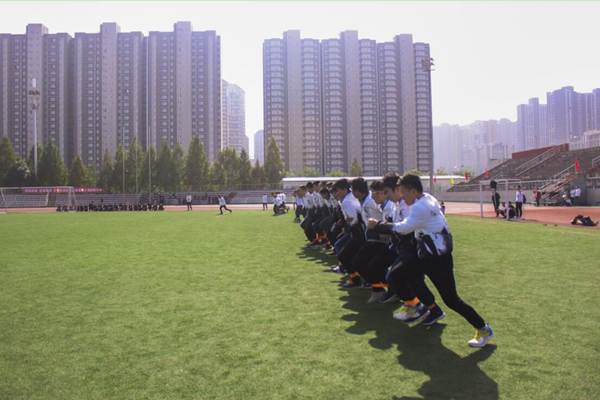 http://zhixing.xaut.edu.cn/__local/8/83/57/0B87549587E5E3B2FD593CC46B3_346DB382_192F1.jpg